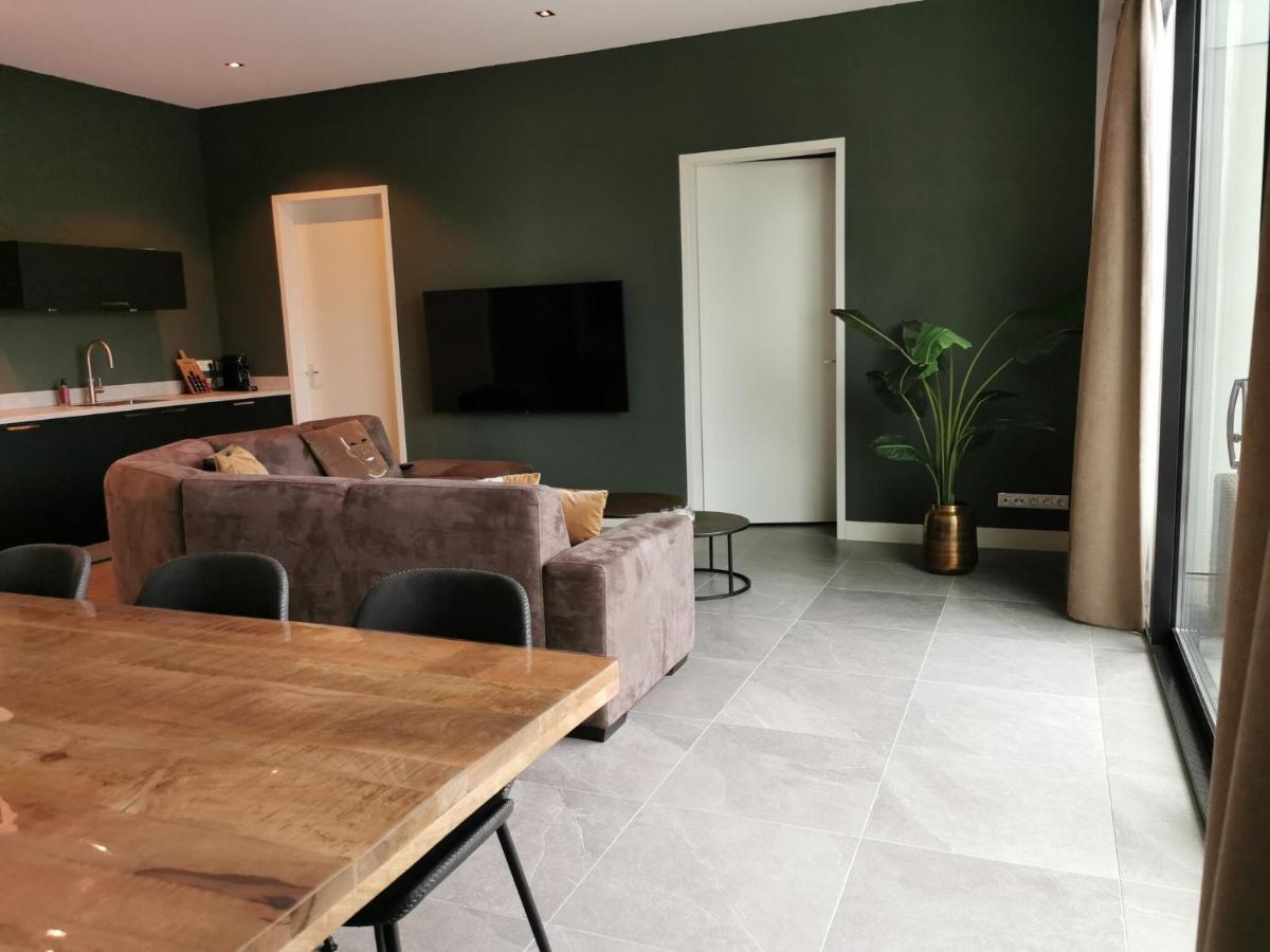 Swanky Villa In Zeewolde With Garden エクステリア 写真